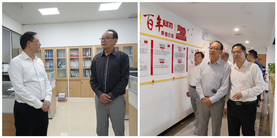 1697774769444083.jpg 7-参观小合影.jpg